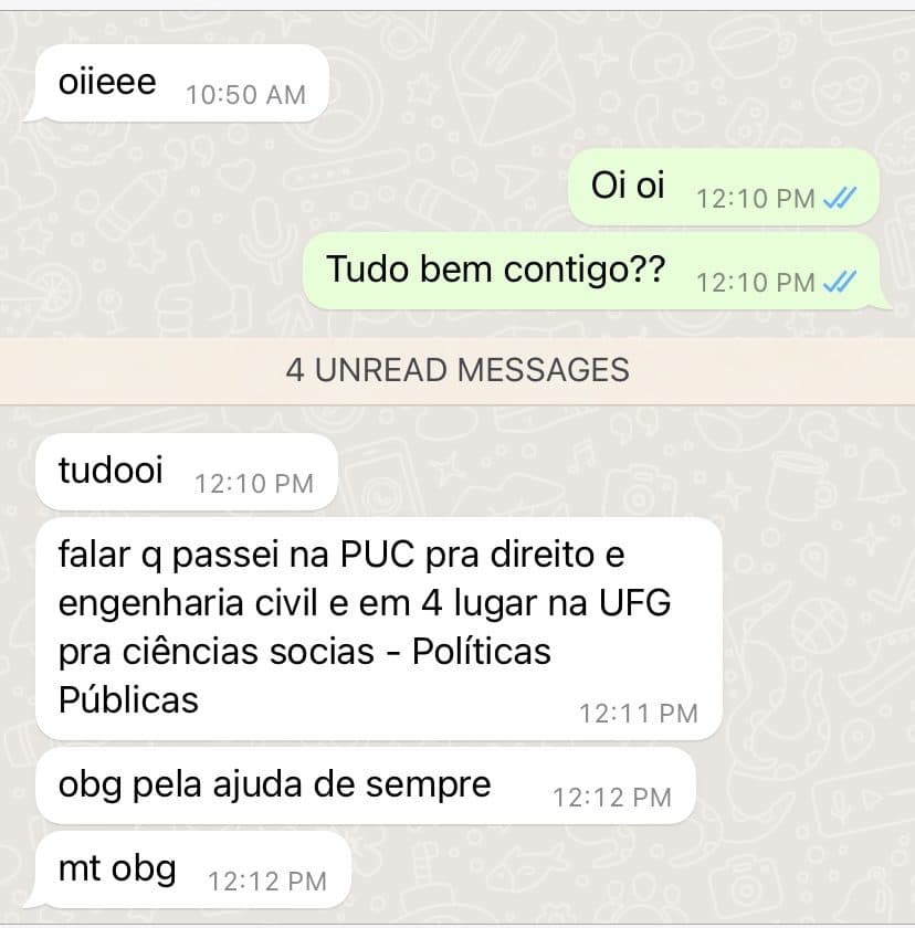 Aluna aprovada na PUC (Direito) e em 4º lugar na UFG (Políticas Públicas)